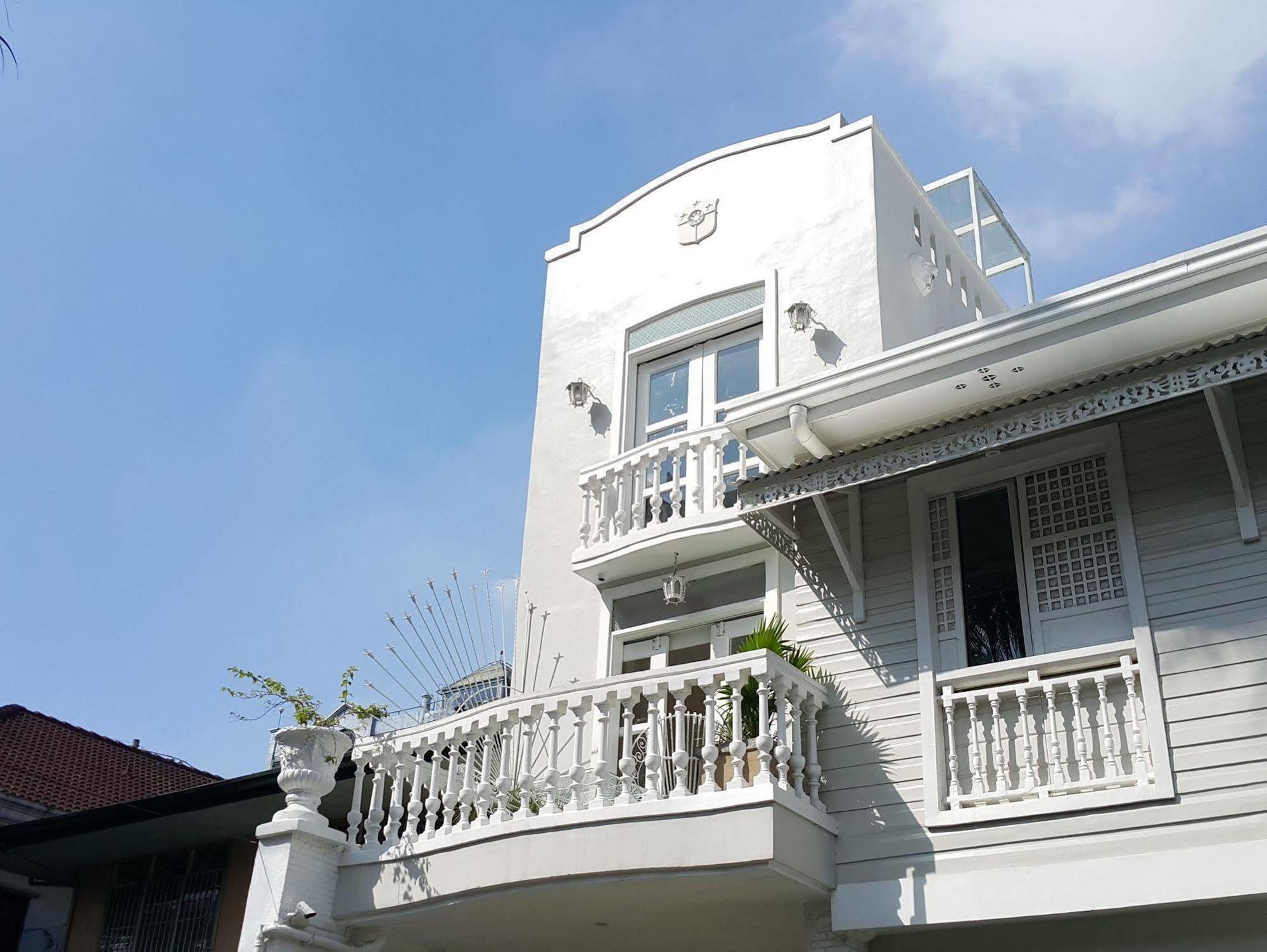Charming La Casita Mercedes, 5Br And 5Tb For Family And Friends Staycation Makati City Dış mekan fotoğraf
