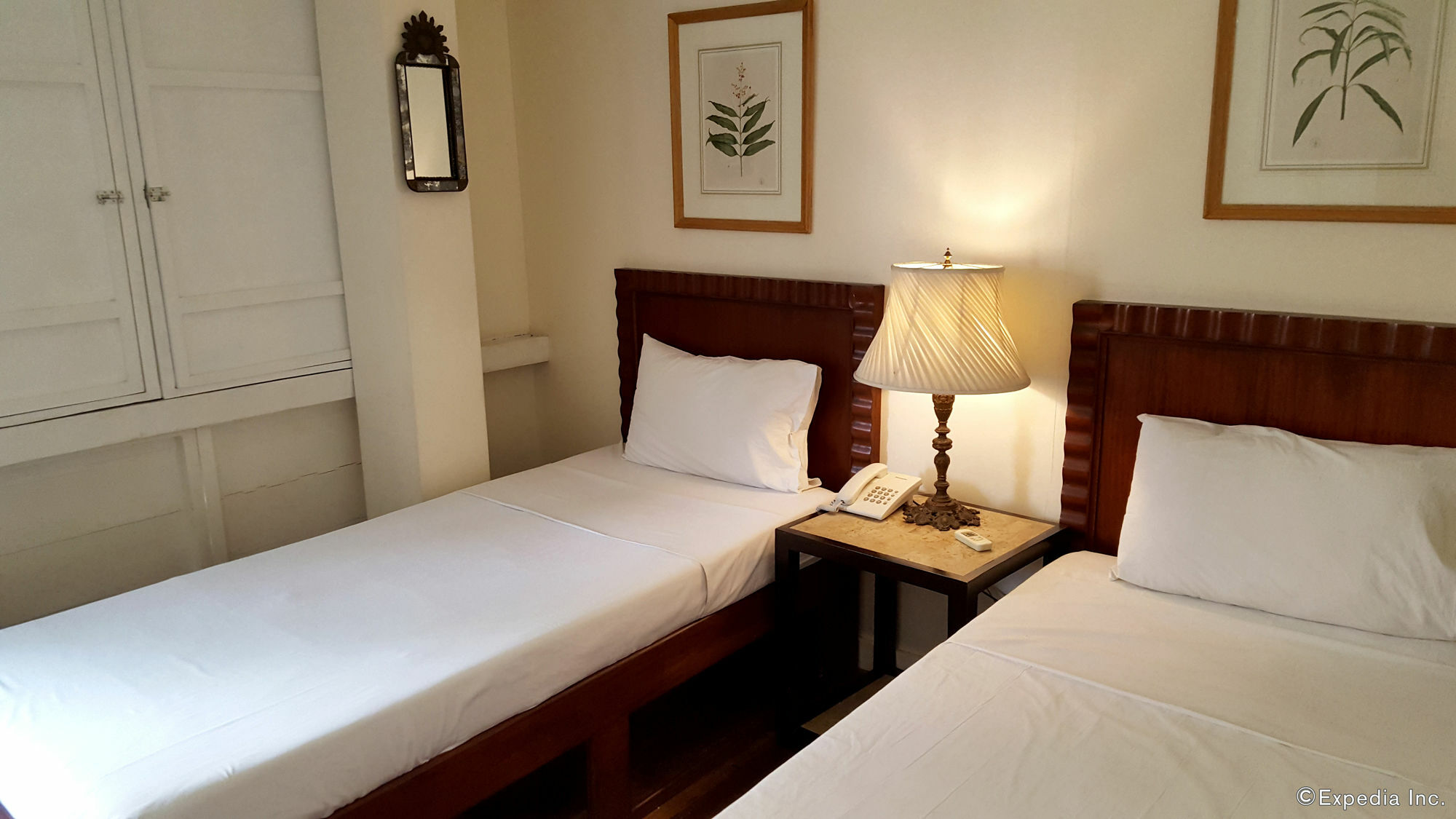 Charming La Casita Mercedes, 5Br And 5Tb For Family And Friends Staycation Makati City Dış mekan fotoğraf