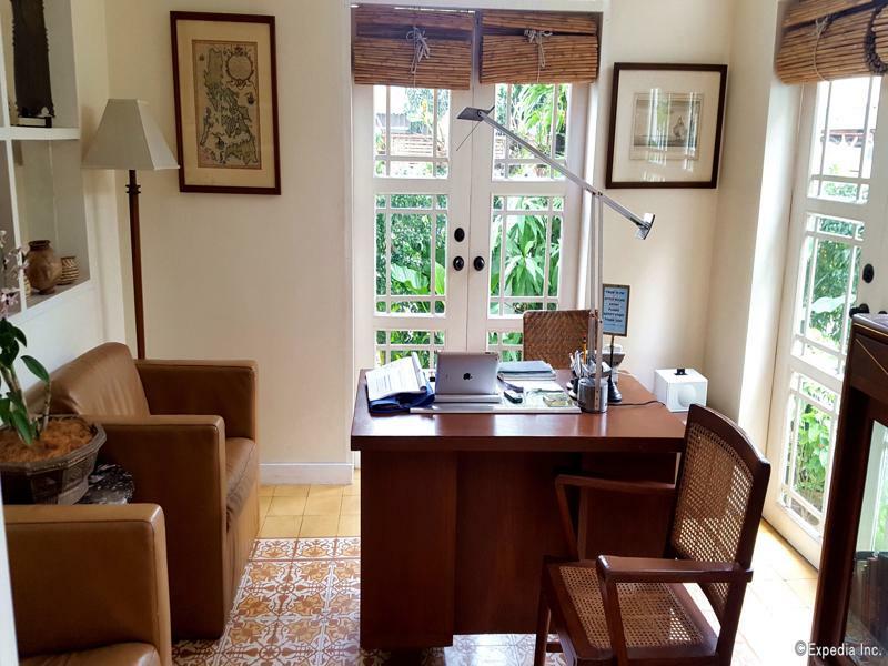 Charming La Casita Mercedes, 5Br And 5Tb For Family And Friends Staycation Makati City Dış mekan fotoğraf