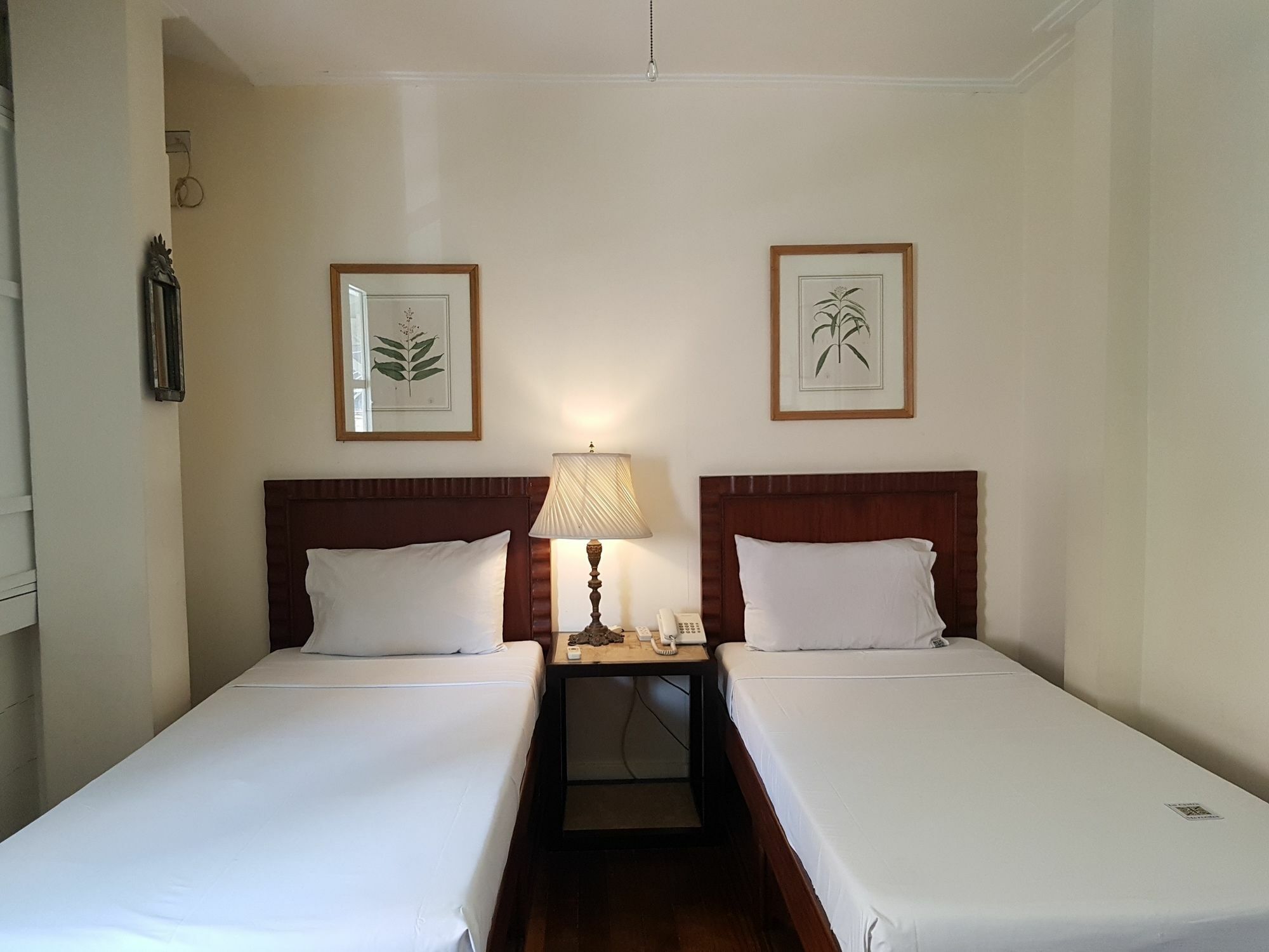 Charming La Casita Mercedes, 5Br And 5Tb For Family And Friends Staycation Makati City Dış mekan fotoğraf